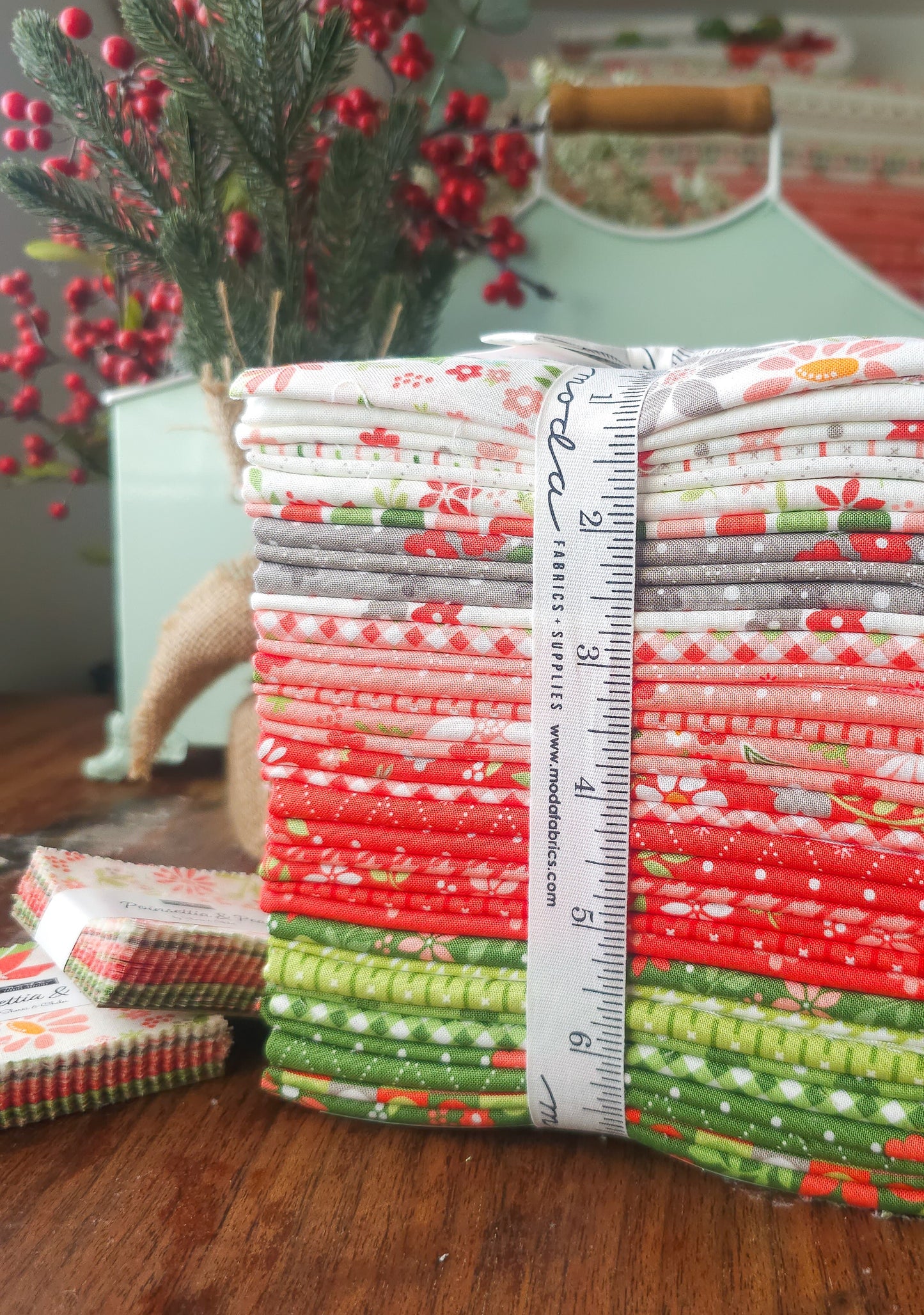 Poinsettia & Pear by Sherri & Chelsi : Fabric Bundles