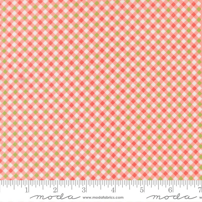 Poinsettia & Pear by Sherri & Chelsi : Gingham Carnation 37717 25