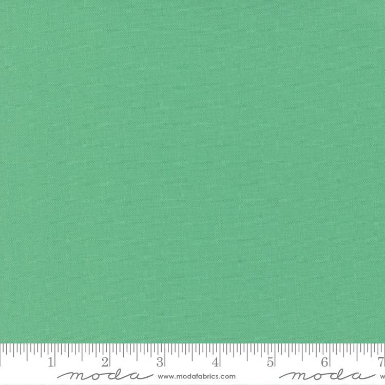Popcorn by Elizabeth Hartman - Bella Solids 12 Pc. Fat Quarter Bundle 51280ABB
