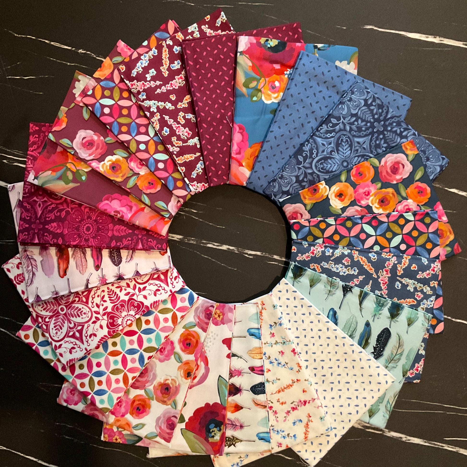 Poppies & Plumes by Lila Tueller : Fat Quarter Bundle