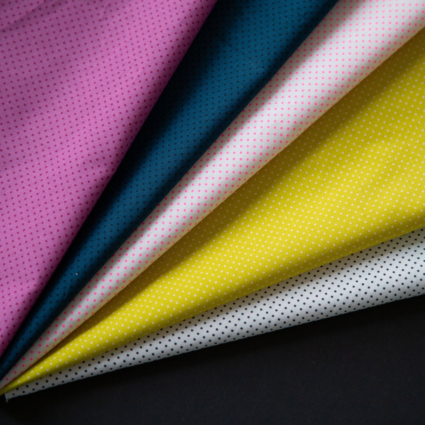 Mystic Fable by Alexia Abegg : Mini Dot Black on Natural RS4102 20