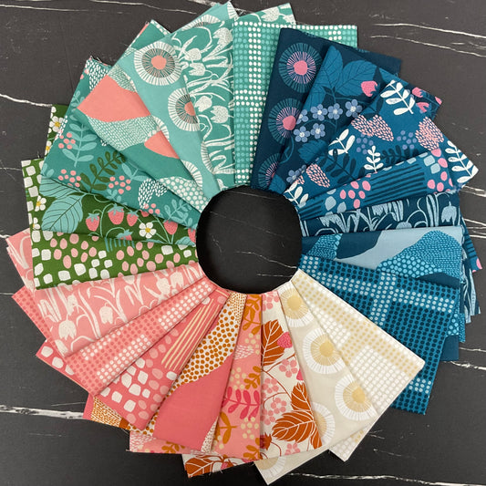 Reimagined Landscapes by Jen Hewett : Fabric Bundles