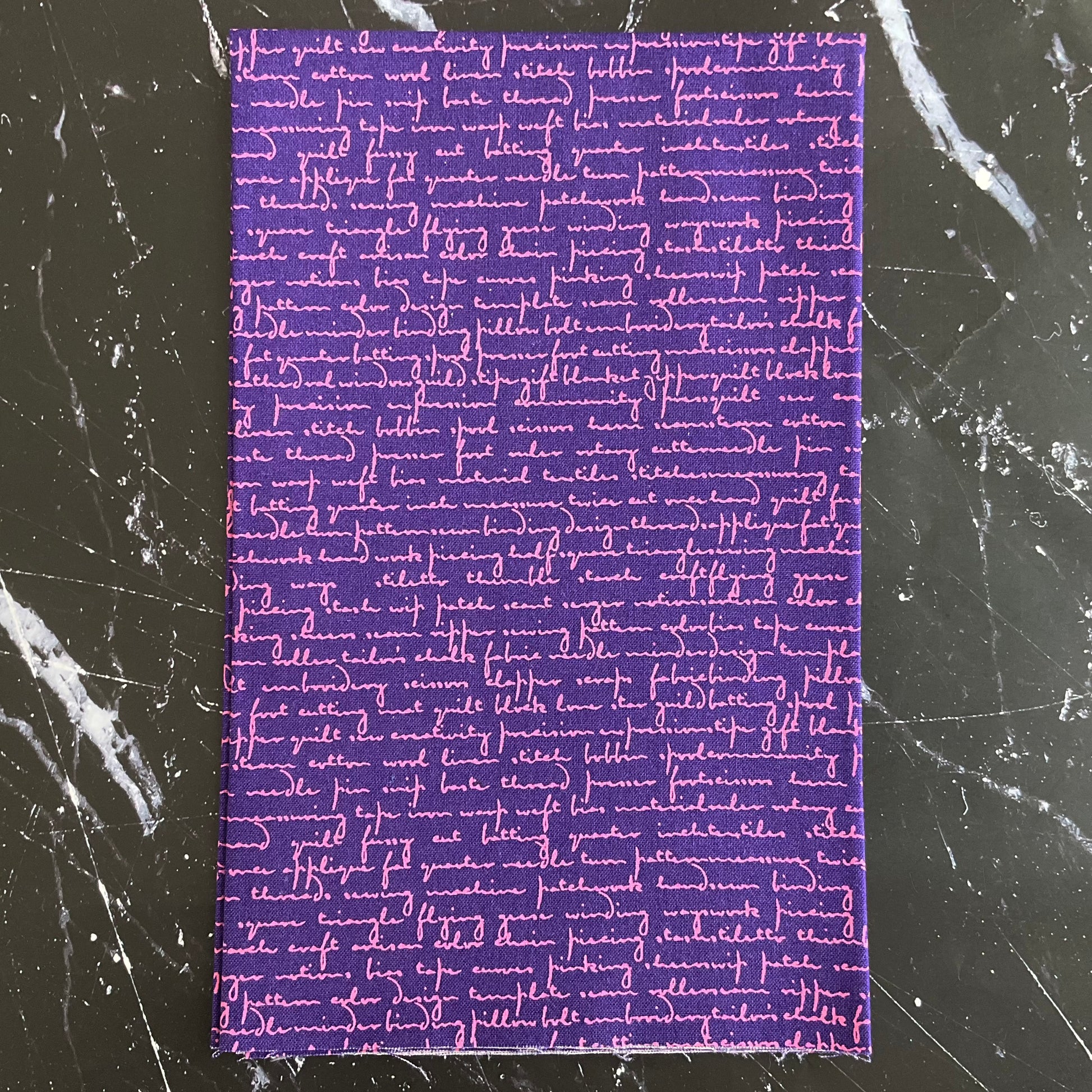 Scrawl by Giucy Giuce : Quilty Words Purple Agate A-1214-P