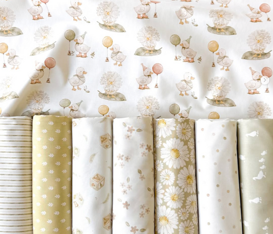 Tiny Waddles by Jessica Yon Lo : Bundles