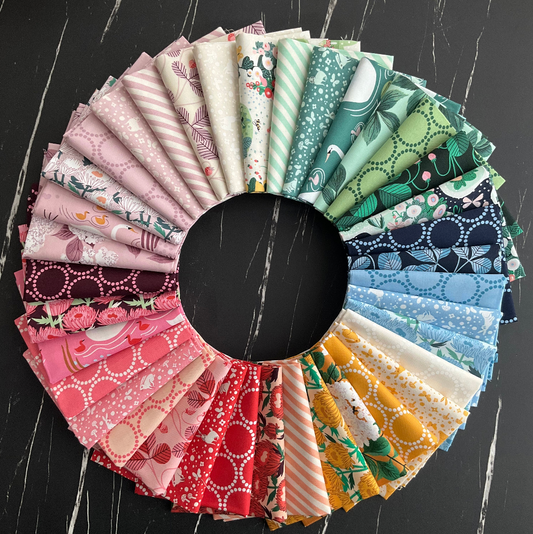 Love Letter by Lizzy House : 108" Pearl Bracelet Eggshell 108023 41