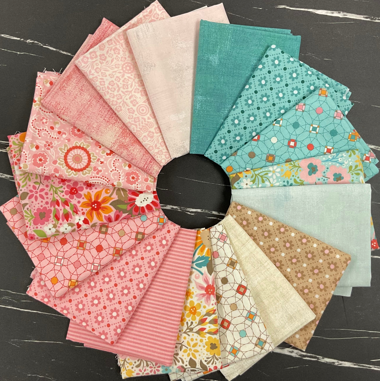 Sunday Brunch by BasicGrey : Brunch Tea Pastry 30754 11