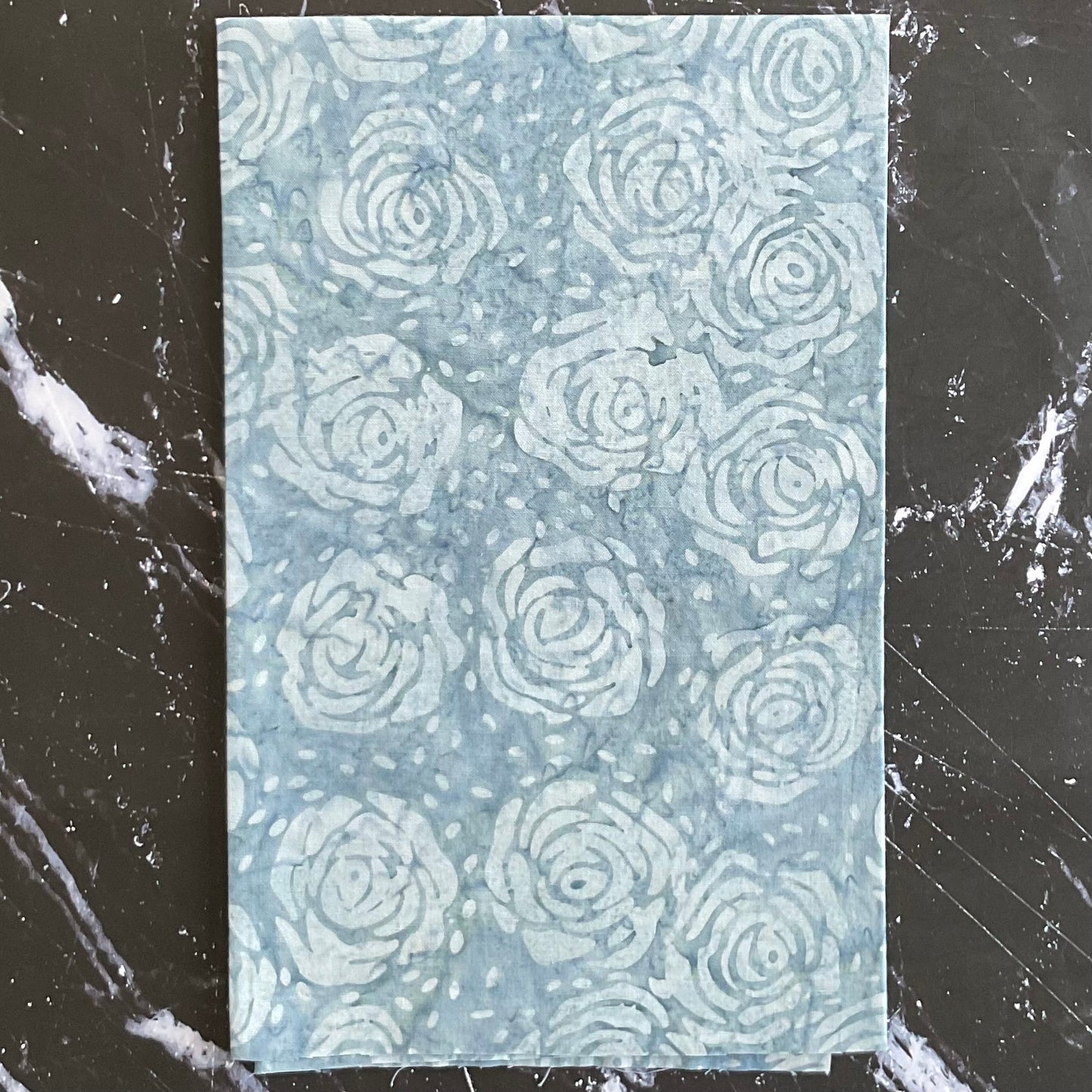 Splendor Quiltessentials 7 Batiks by Anthology Fabrics : Roses Silver 446Q-5