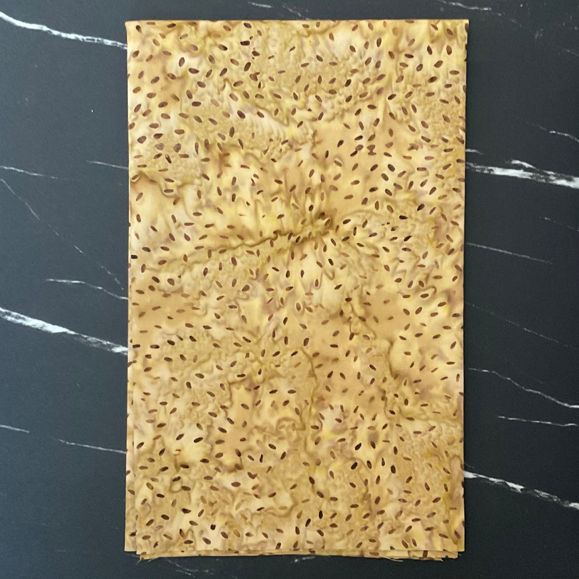 Splendor Quiltessentials 7 Batiks by Anthology Fabrics : Seeds Peanut 443Q-8