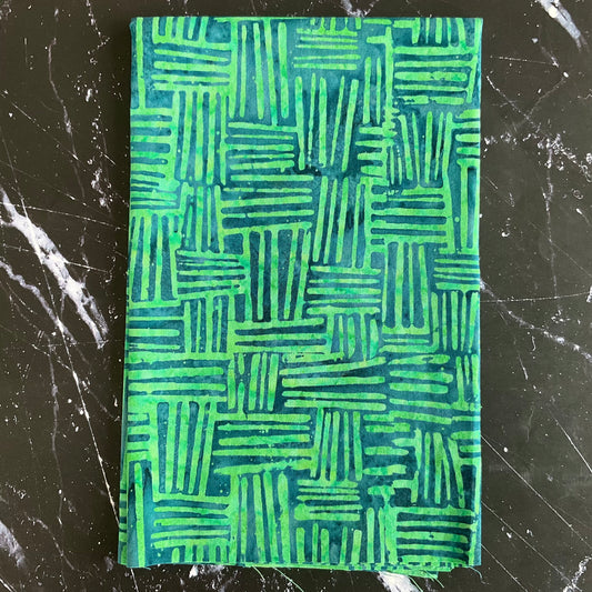 Splendor Quiltessentials 7 Batiks by Anthology Fabrics : Weave Emerald 444Q-5