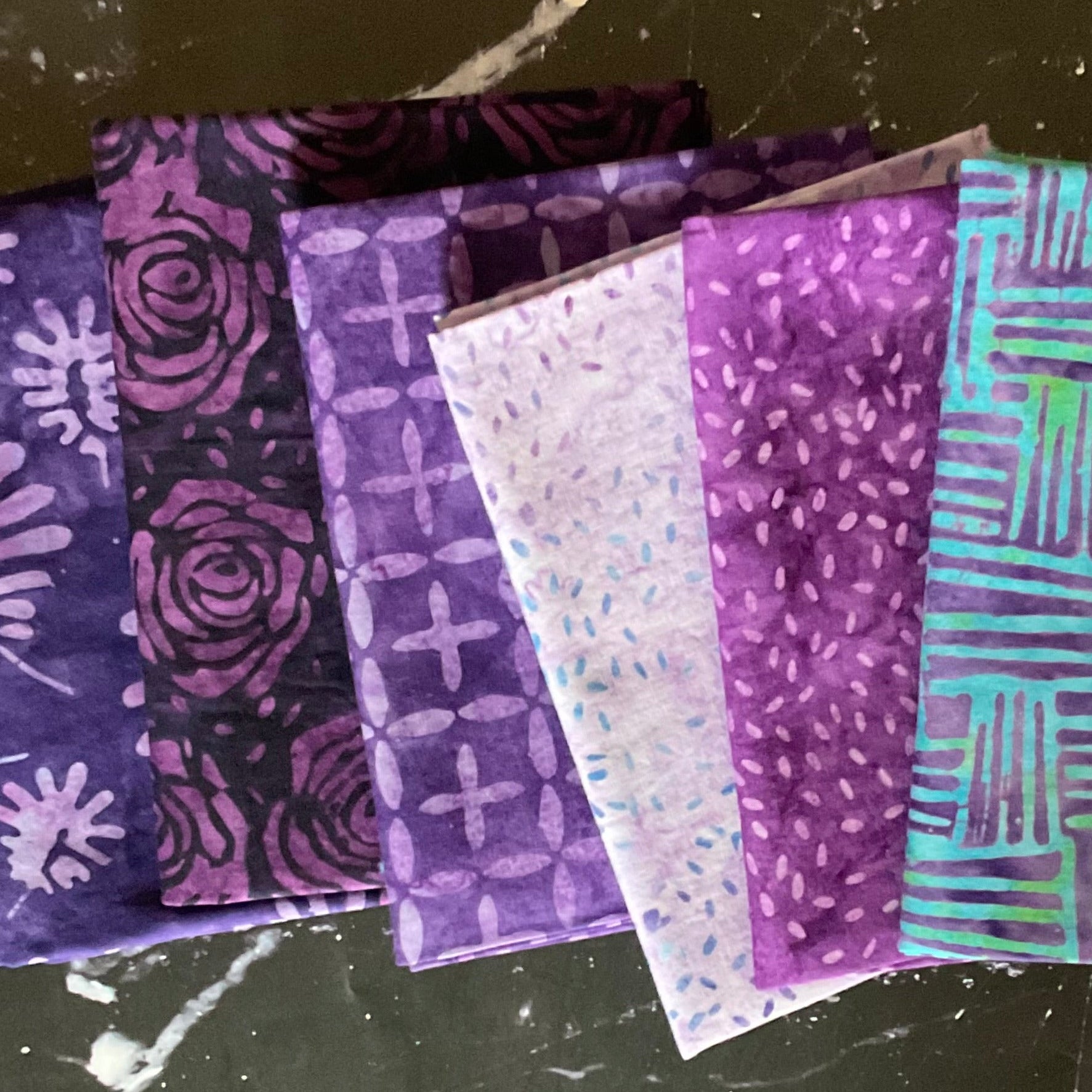 Splendor Quiltessentials 7 Batiks