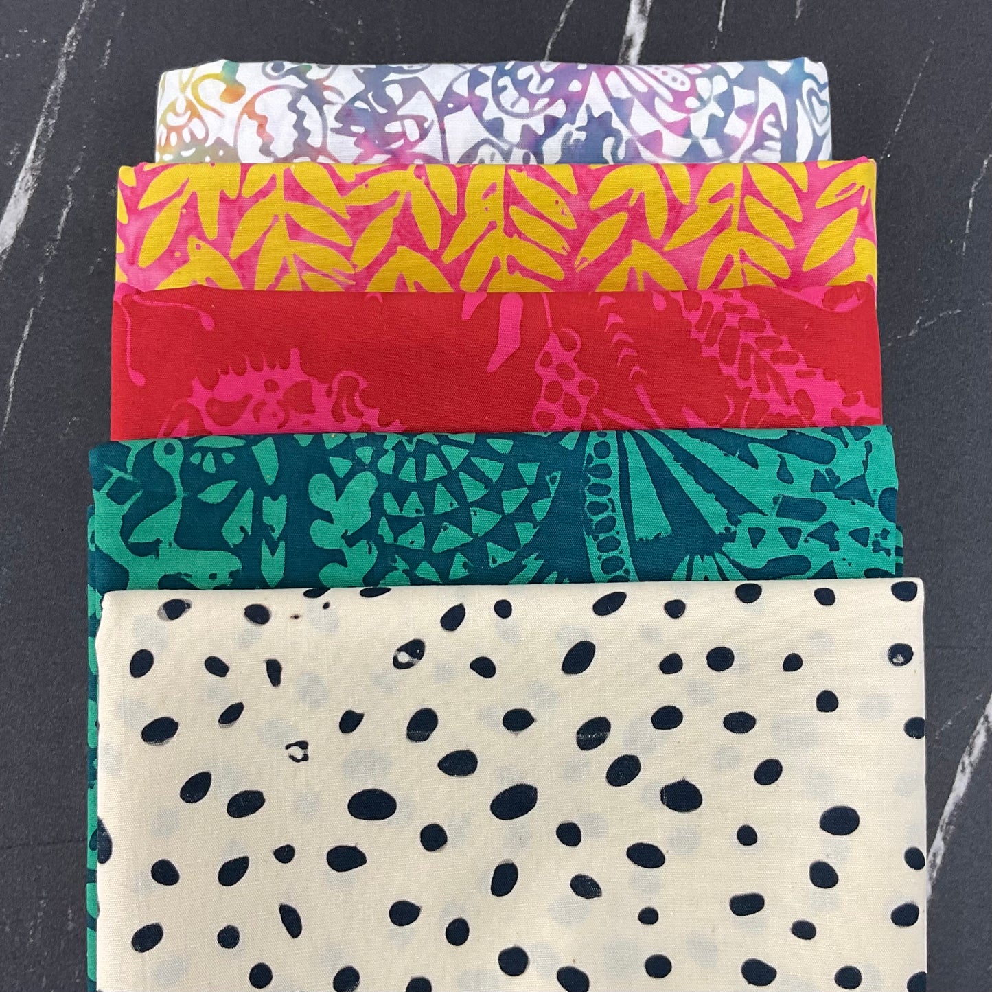 Strawberry Lane by Sally Kelly : Daisy Mae Quilt Kit