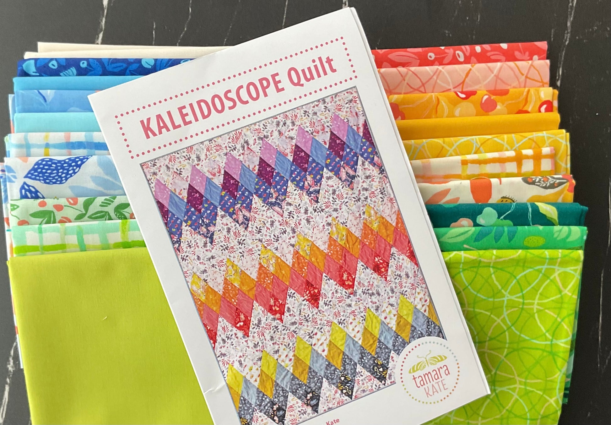 Summersault by Tamara Kate : Kaleidoscope Quilt Kit