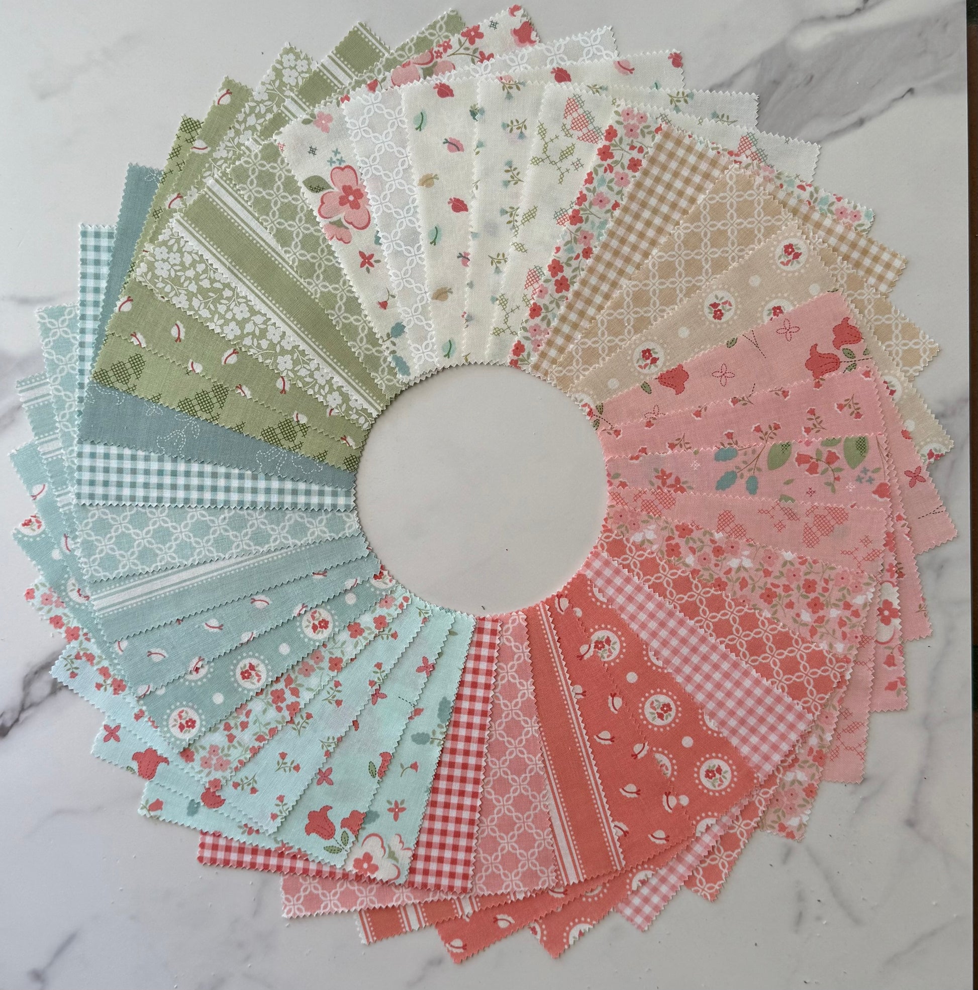 Sunbonnet by My Sew Quilty Life : Charm Pack