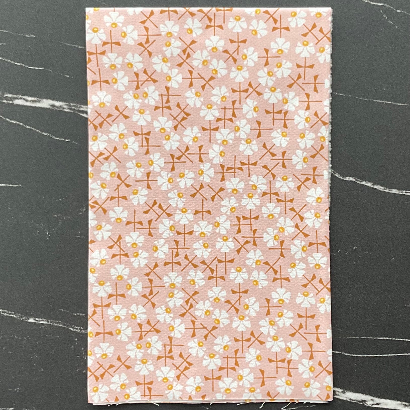 Sweet Floral Scent by Loes Van Oosten : Flowery - Pink LV805-PI2