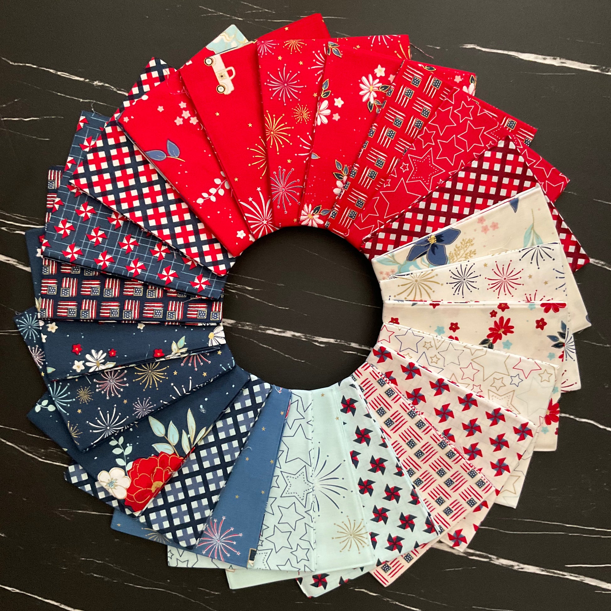 Sweet Freedom by Beverly McCullough : Fat Quarter Bundle