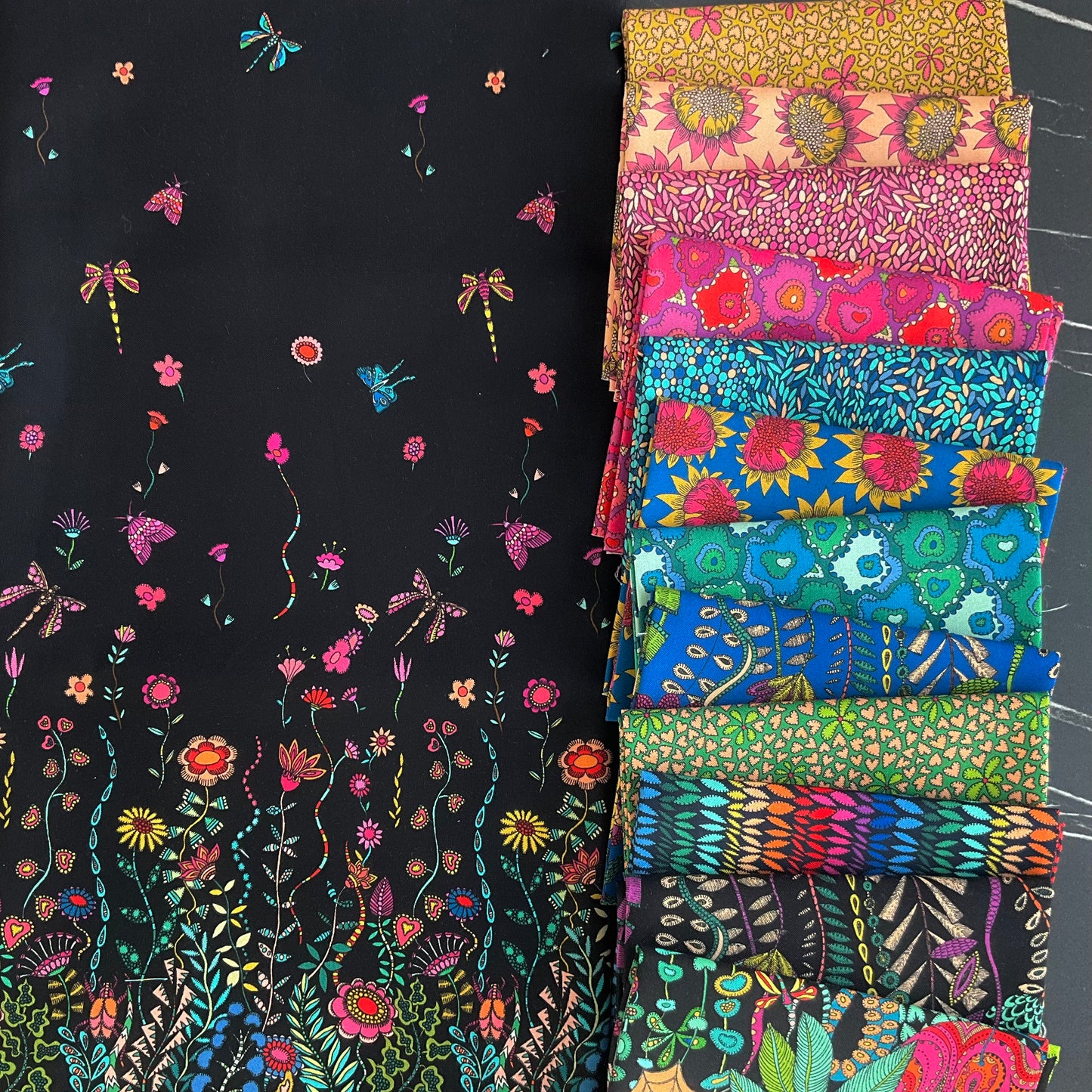 Twilight by Sally Kelly : Twilight Black Dance 54299D-1