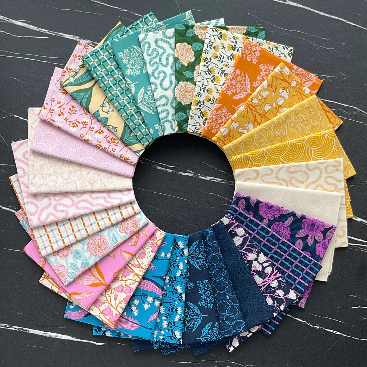 Verbena by Jen Hewett : Rubber Bands Butter RS6039 11