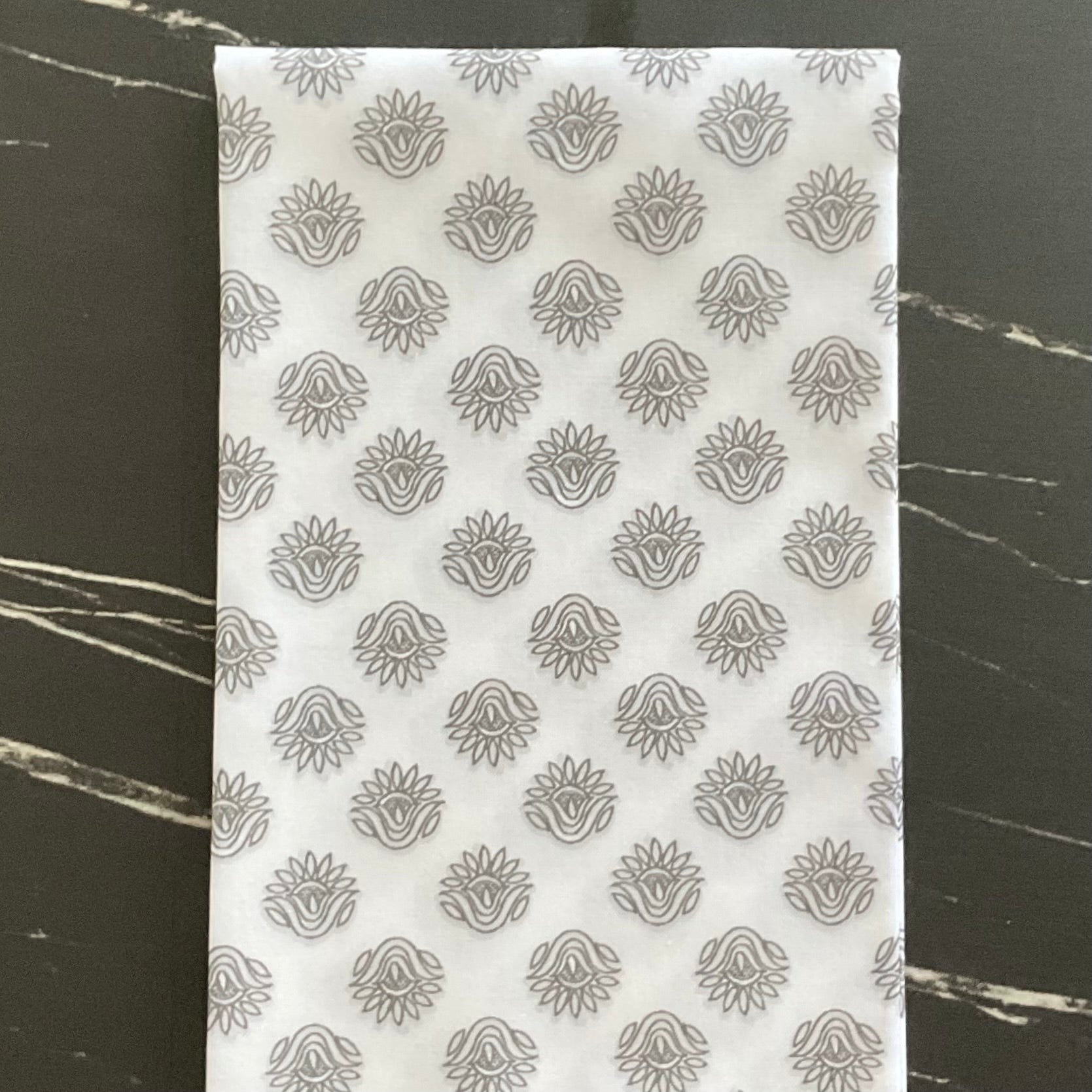 Winding Road by Natalie Barnes : Fabric Bundles