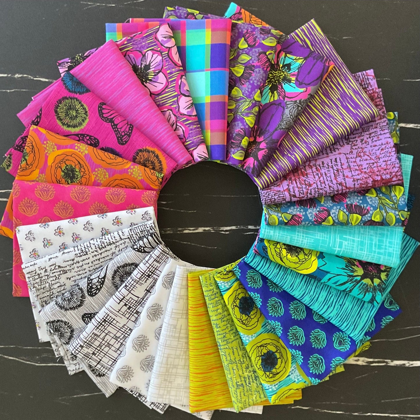 Winding Road by Natalie Barnes : Fabric Bundles