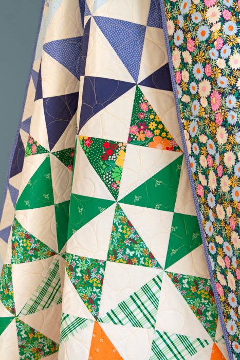 Luminous Quilt Kit featuring Daisy by Maureen Cracknell