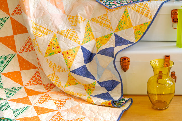 Luminous Quilt Kit featuring Daisy by Maureen Cracknell