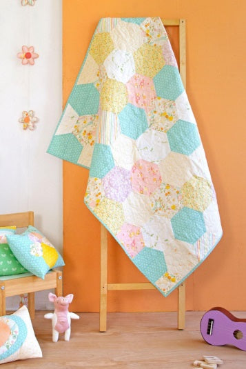 Bee Soft Quilt Kit : LullaBee by Patty Basemi